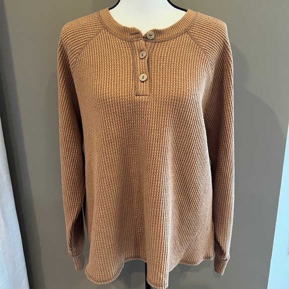 NWT Old Navy Thermal Knit Cropped Henley Caramel Long Sleeve Top, Size XL - Picture 1 of 8
